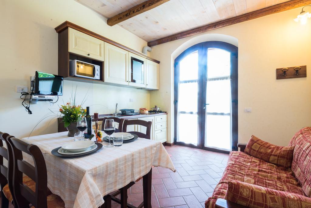 Agriturismo alla Poncia Gravedona Habitación foto