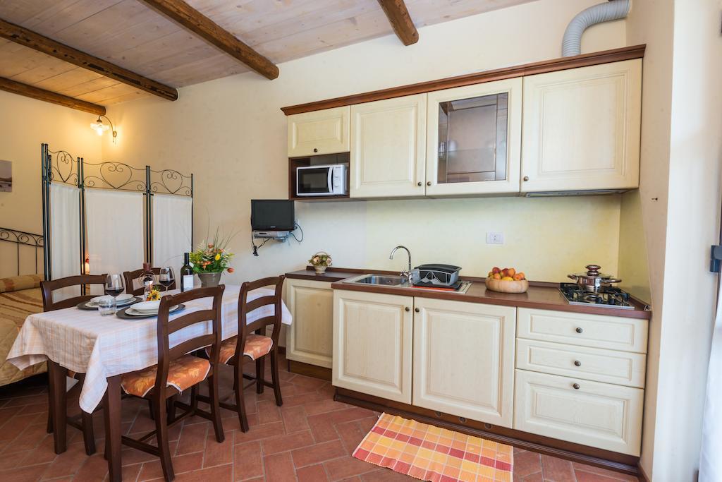 Agriturismo alla Poncia Gravedona Habitación foto